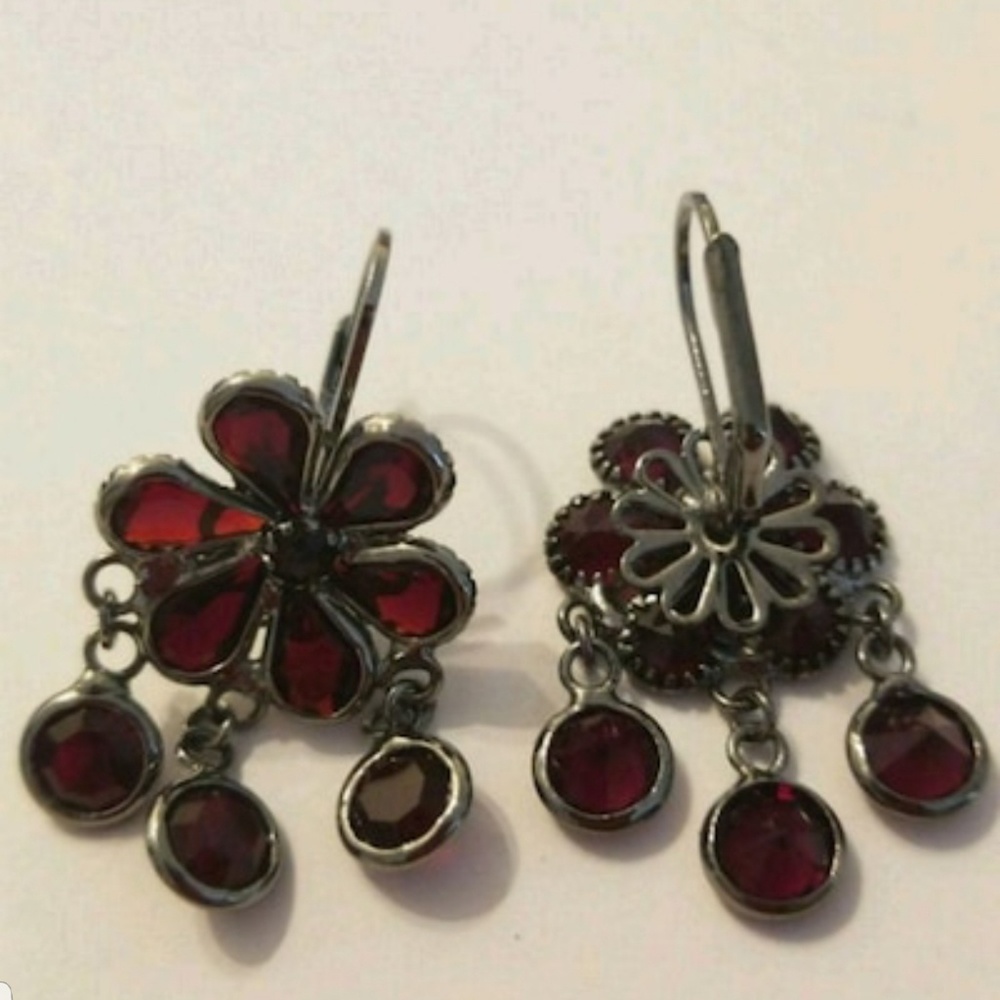 1928 Company Vintage Earrings
